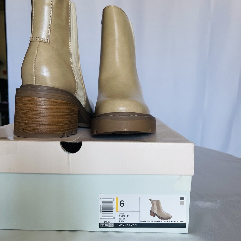 SO Memory Foam Boots Size 6 MED Tan color (Orig $49.99) - Picture 4 of 10